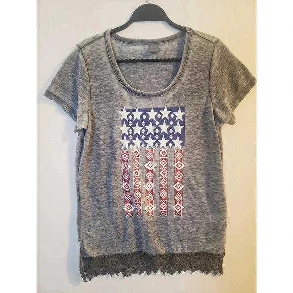 Gray Print Top - Picture 3 of 4